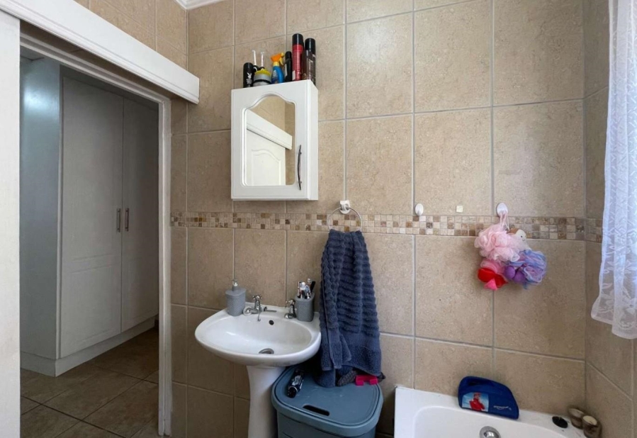 3 Bedroom Property for Sale in Seemeeu Park Western Cape